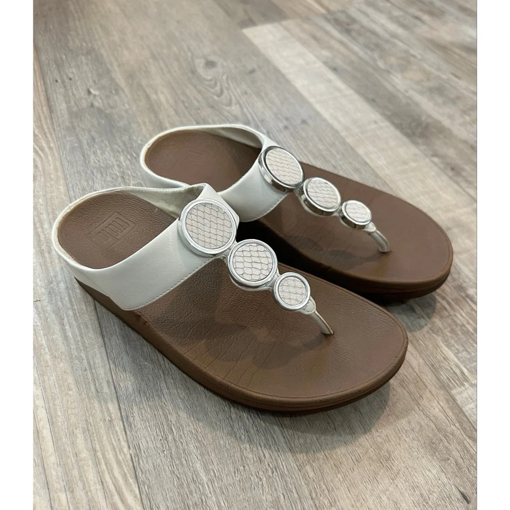 FitFlop Women's Halo Metallic Trim Toe Post Sandals Cream Size 7 Platform - Picture 3 of 7